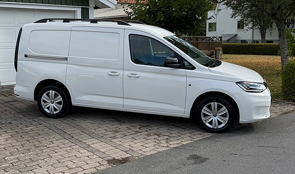 Volkswagen Caddy Maxi 2 of 16