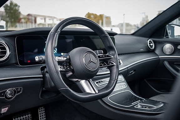 Mercedes-Benz E300 de 9 of 19