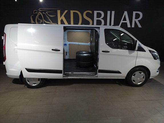 Ford Transit Custom 5 of 12