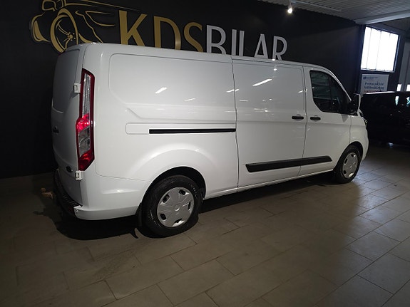 Ford Transit Custom 4 of 12