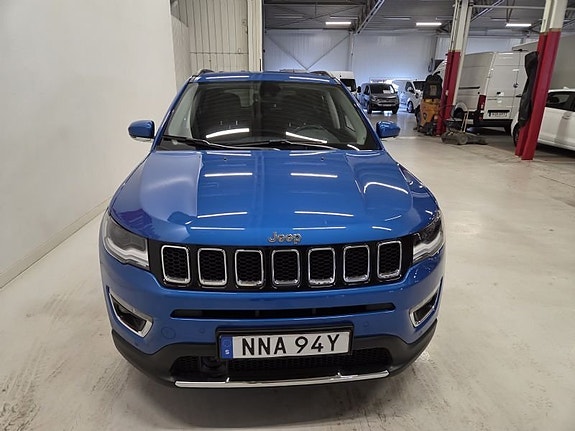 Jeep Compass 2 of 10