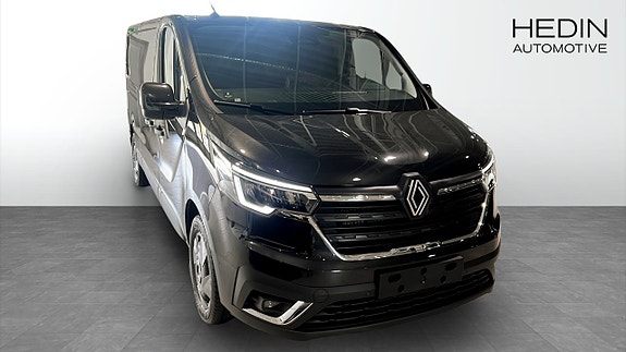 Renault Trafic 4 of 9