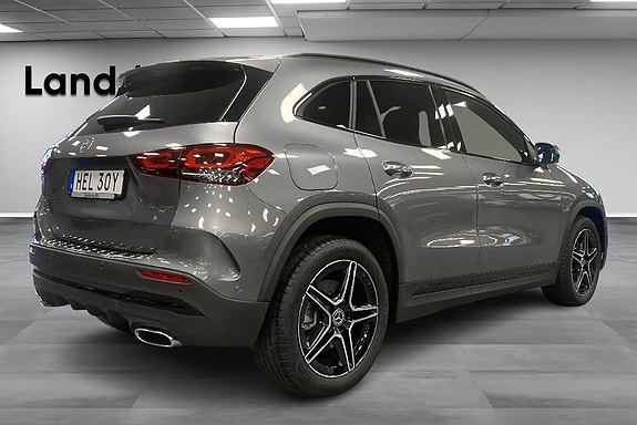 Mercedes-Benz GLA250 e 7 of 15