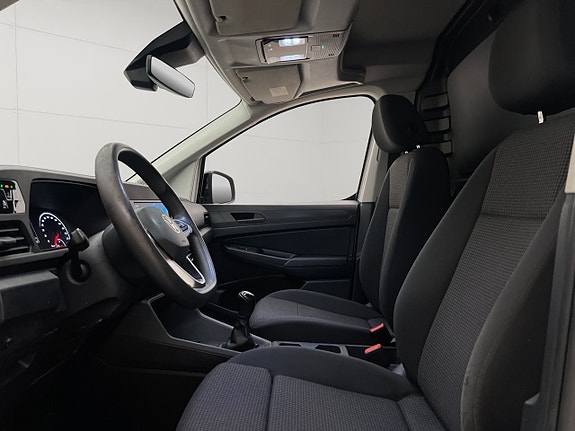 Volkswagen Caddy Maxi 16 of 30