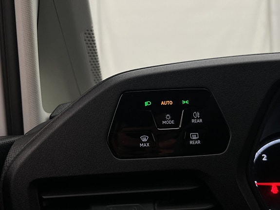Volkswagen Caddy Maxi 14 of 30