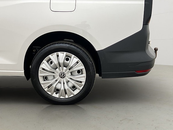 Volkswagen Caddy Maxi 28 of 30