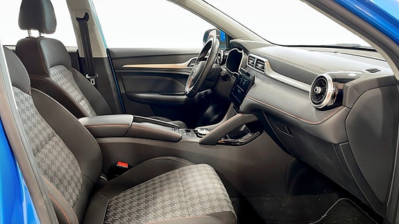 MG ZS EV 3 of 9
