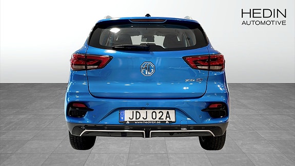 MG ZS EV 7 of 9