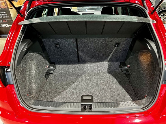 Seat Arona 5 of 6
