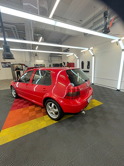 Volkswagen Golf IV 3 of 12