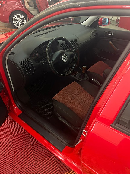 Volkswagen Golf IV 7 of 12
