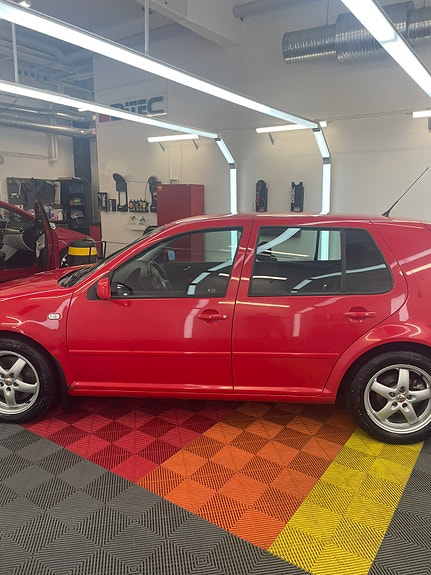 Volkswagen Golf IV 2 of 12