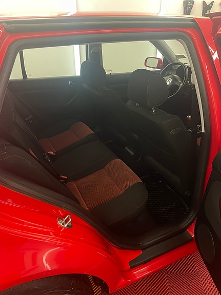 Volkswagen Golf IV 9 of 12