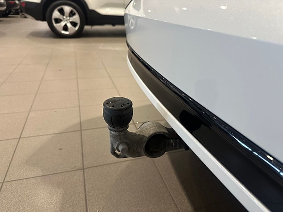 Volvo XC90 14 of 23
