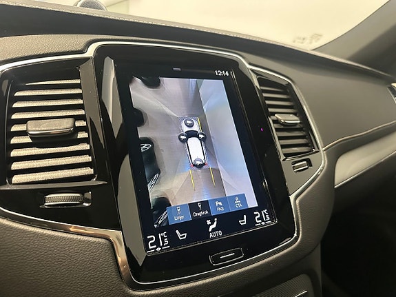 Volvo XC90 21 of 23