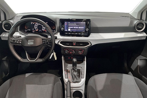 Seat Arona 17 of 23