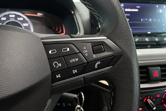 Seat Arona 20 of 23