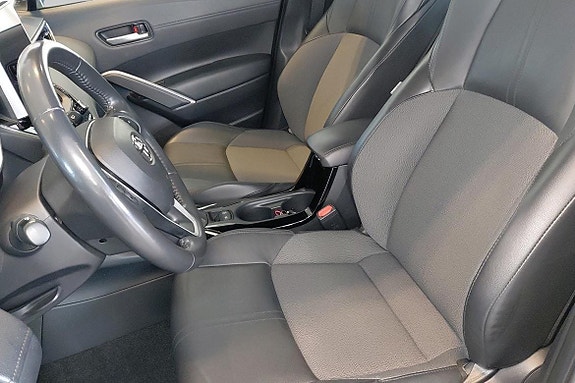 Toyota Corolla Cross 7 of 11