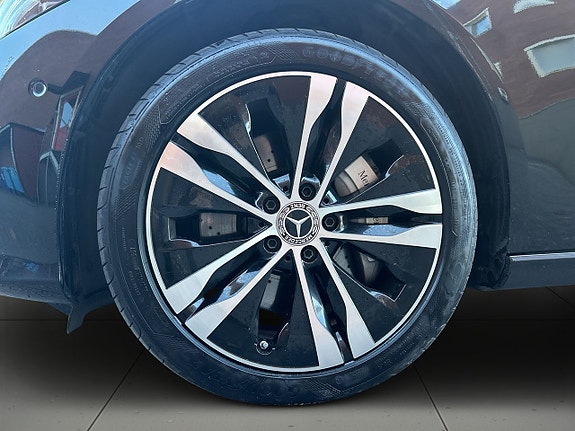 Mercedes-Benz C300 d 14 of 26