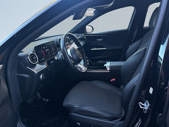 Mercedes-Benz C300 d 7 of 26