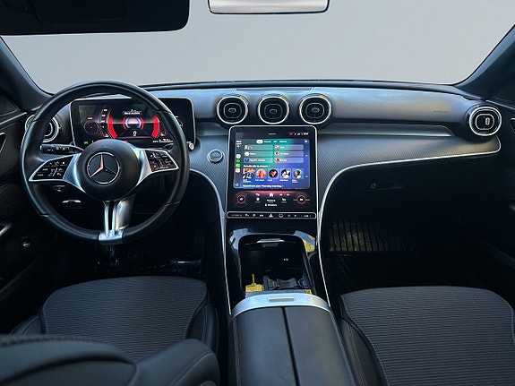 Mercedes-Benz C300 d 8 of 26
