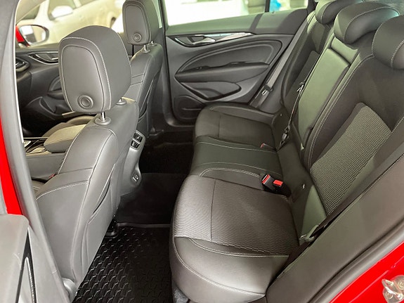 Opel Insignia 24 of 27