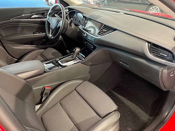 Opel Insignia 17 of 27