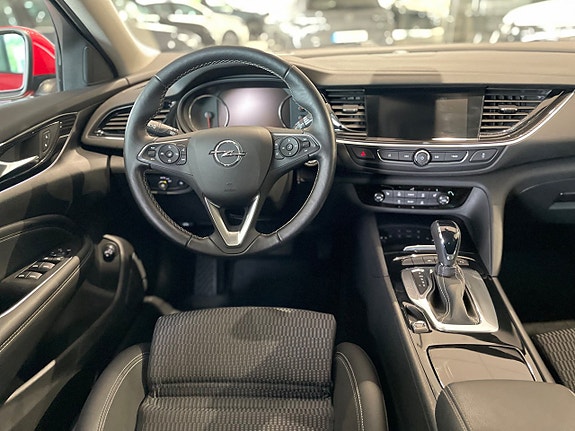 Opel Insignia 12 of 27