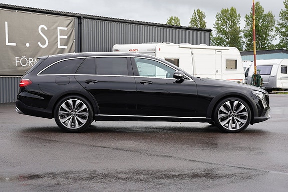 Mercedes-Benz E220 d 24 of 27