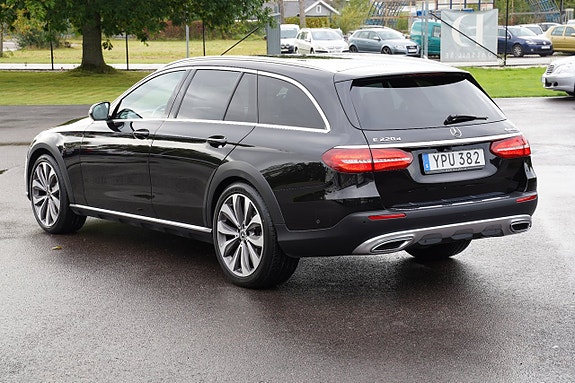 Mercedes-Benz E220 d 5 of 27