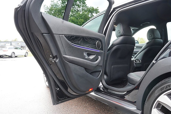 Mercedes-Benz E220 d 14 of 27