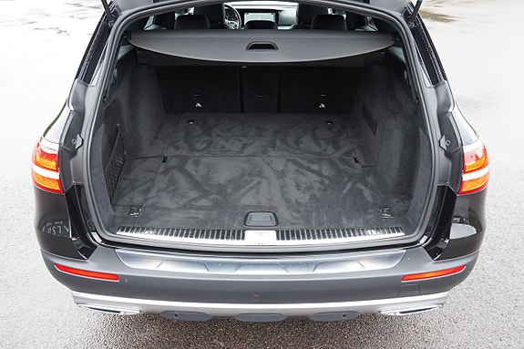 Mercedes-Benz E220 d 16 of 27