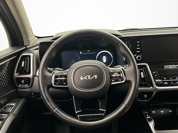 Kia Sorento 12 of 28