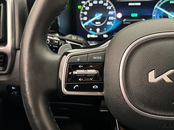 Kia Sorento 15 of 28