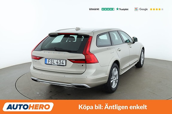Volvo V90 Cross Country 6 of 30