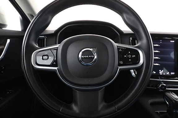 Volvo V90 Cross Country 19 of 30