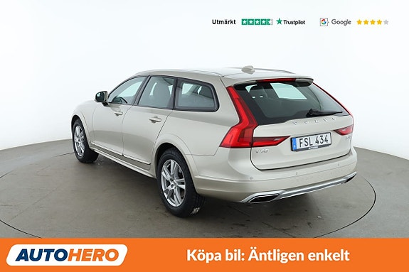 Volvo V90 Cross Country 3 of 30