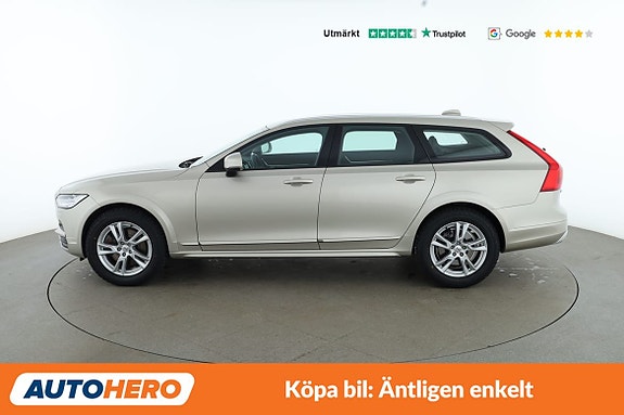 Volvo V90 Cross Country 2 of 30
