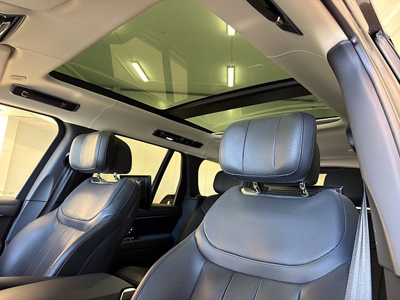 Land Rover Range Rover 19 of 28