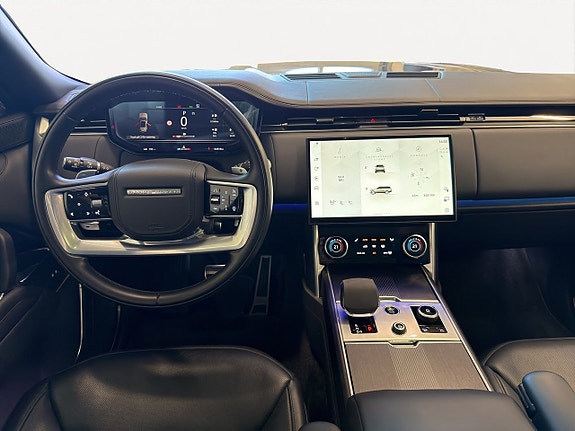 Land Rover Range Rover 12 of 28