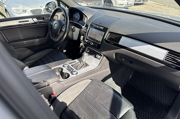 Volkswagen Touareg 19 of 21