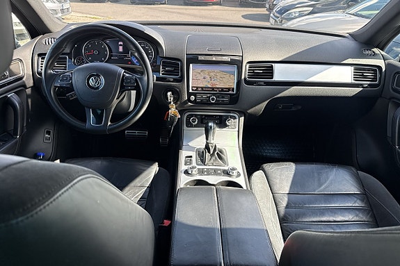Volkswagen Touareg 15 of 21