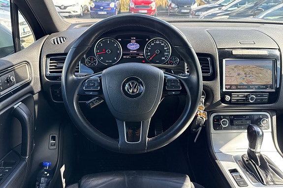 Volkswagen Touareg 16 of 21