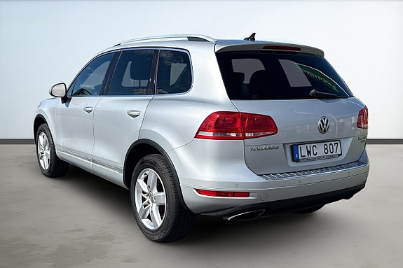 Volkswagen Touareg 3 of 21