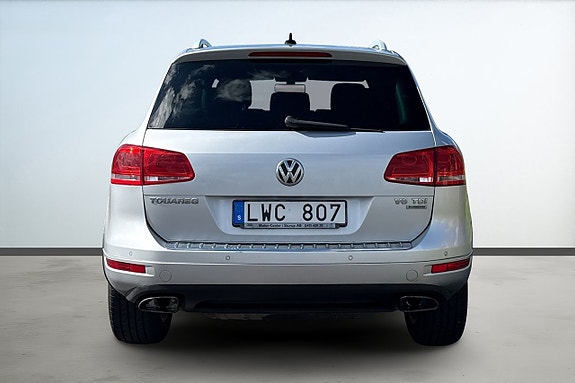 Volkswagen Touareg 4 of 21