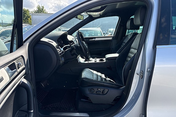 Volkswagen Touareg 12 of 21