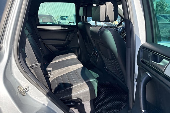 Volkswagen Touareg 17 of 21