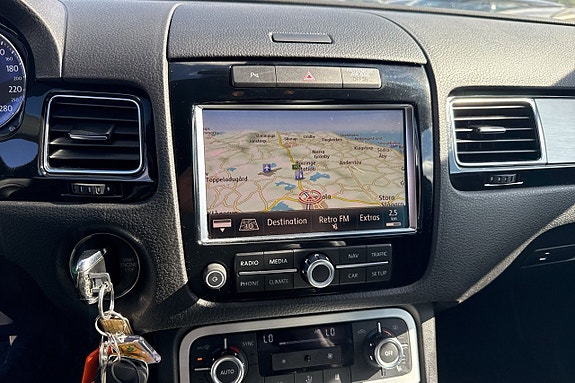 Volkswagen Touareg 21 of 21