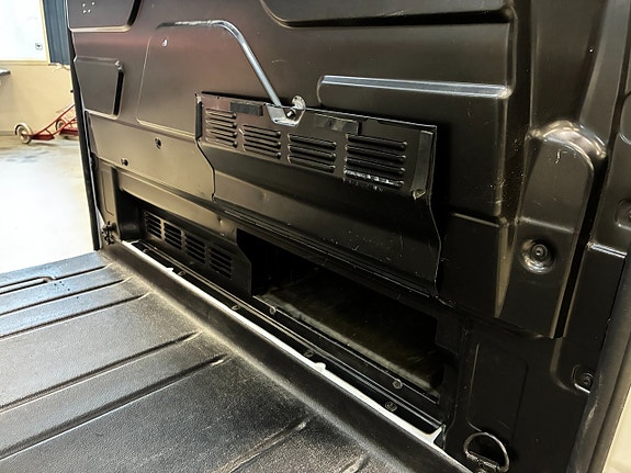 Ford Transit Custom 13 of 19