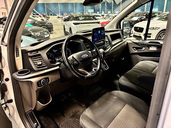 Ford Transit Custom 15 of 19